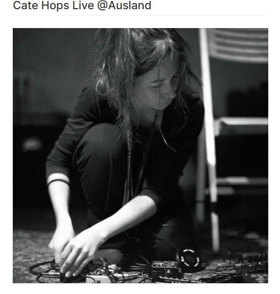 Kate Hops live im ausland